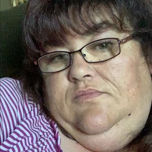 Meet your Posher, Pam